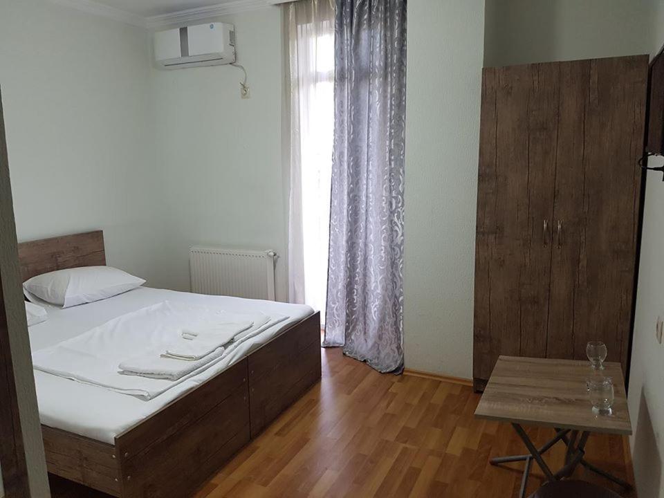 Dream Hotel Batumi Esterno foto